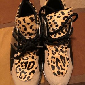 Steve Madden sneakers